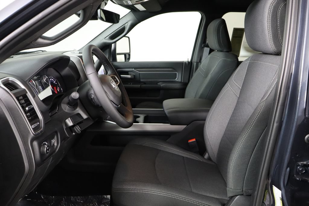 New 2026 RAM 2500 Big Horn AWD/4WD image 14