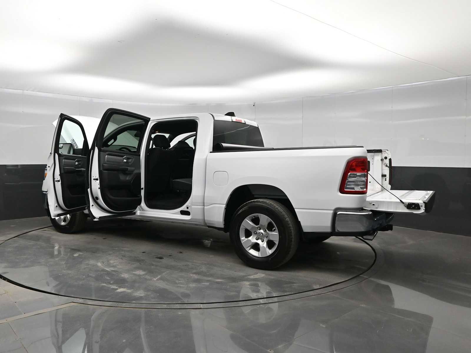 Used 2023 RAM 1500 Big Horn image 39