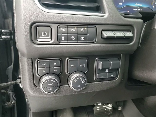 Used 2024 Chevrolet Tahoe High Country image 14