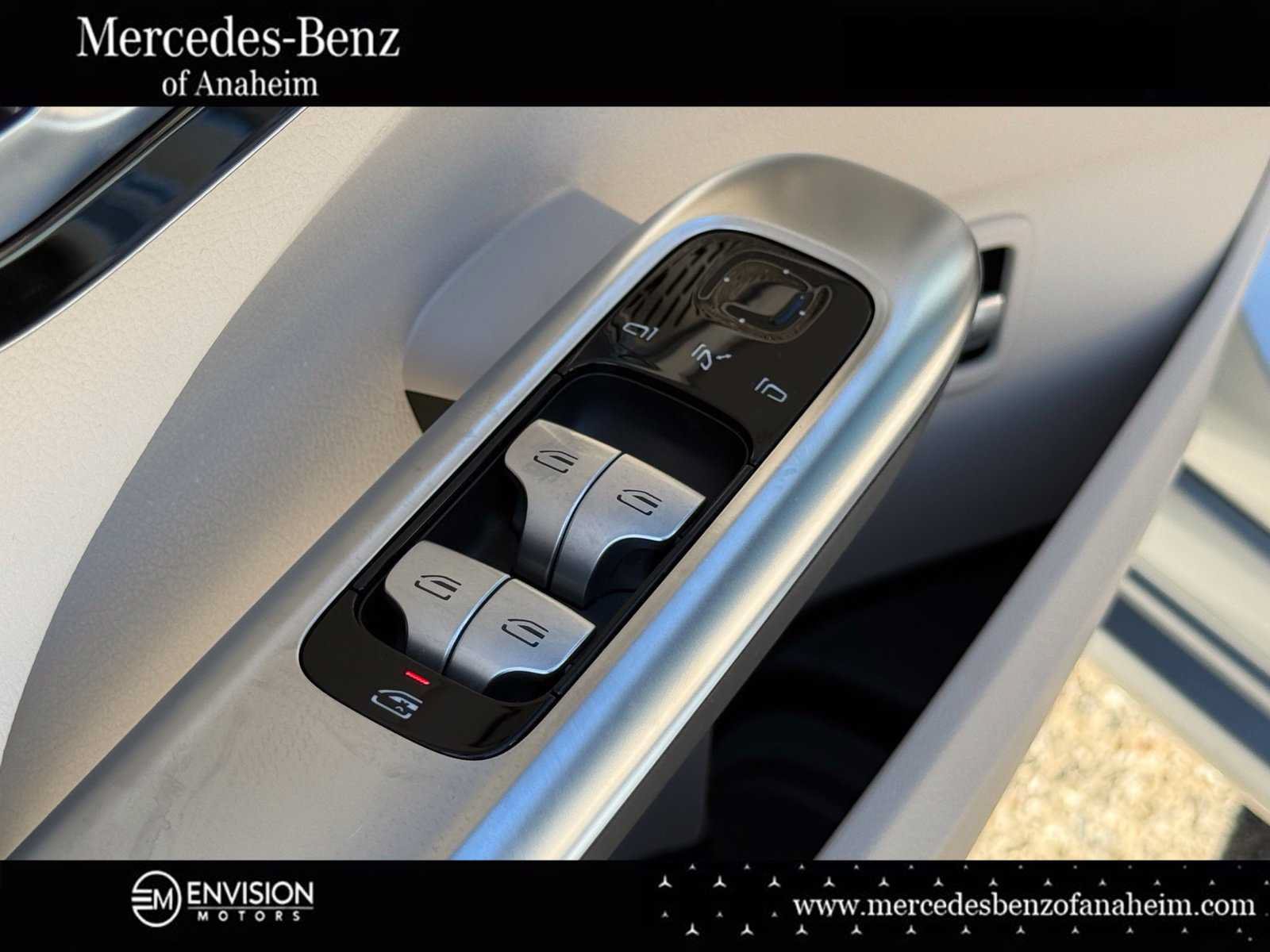 Used 2024 Mercedes-Benz C 300 Sedan image 23