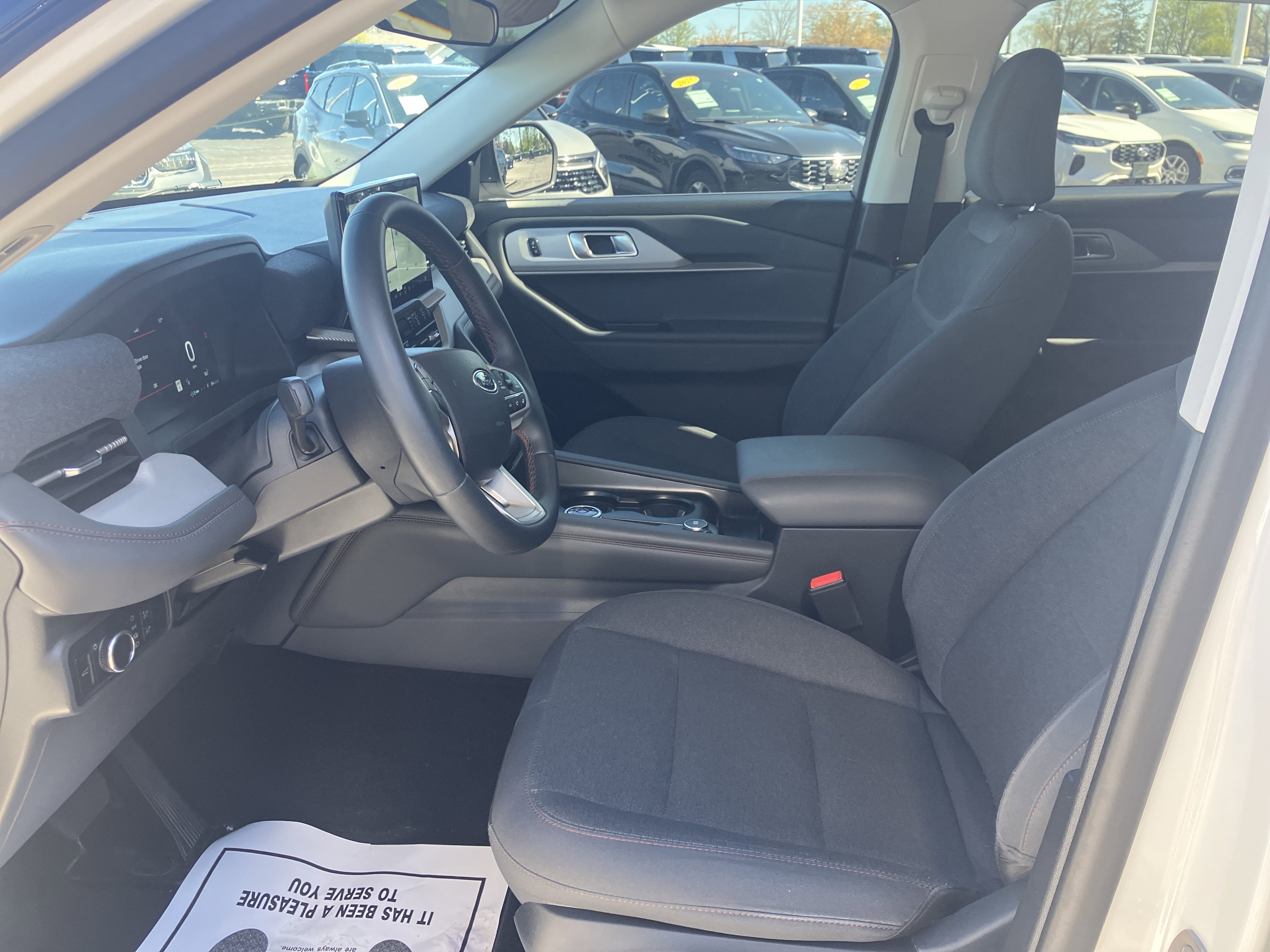 Certified 2025 Ford Explorer Active AWD/4WD image 19