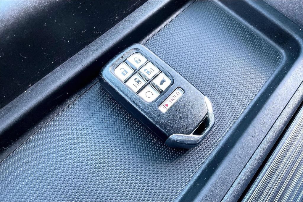 Used 2019 Honda Odyssey Touring image 35