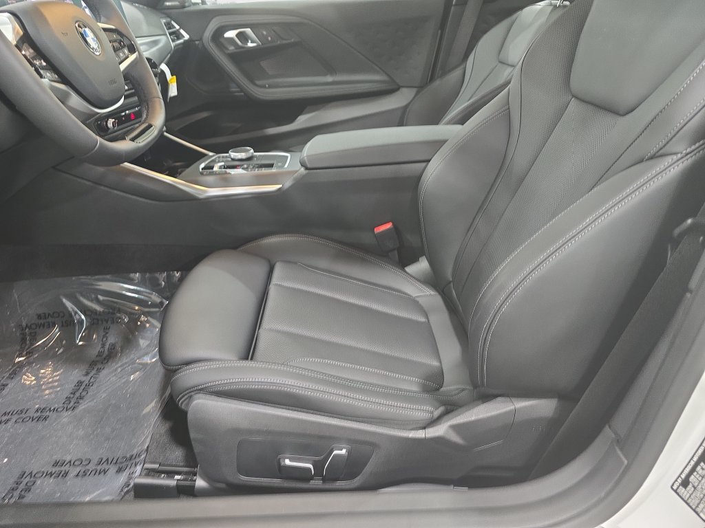 Certified 2026 BMW 230i Coupe w/ Convenience Package RWD image 18