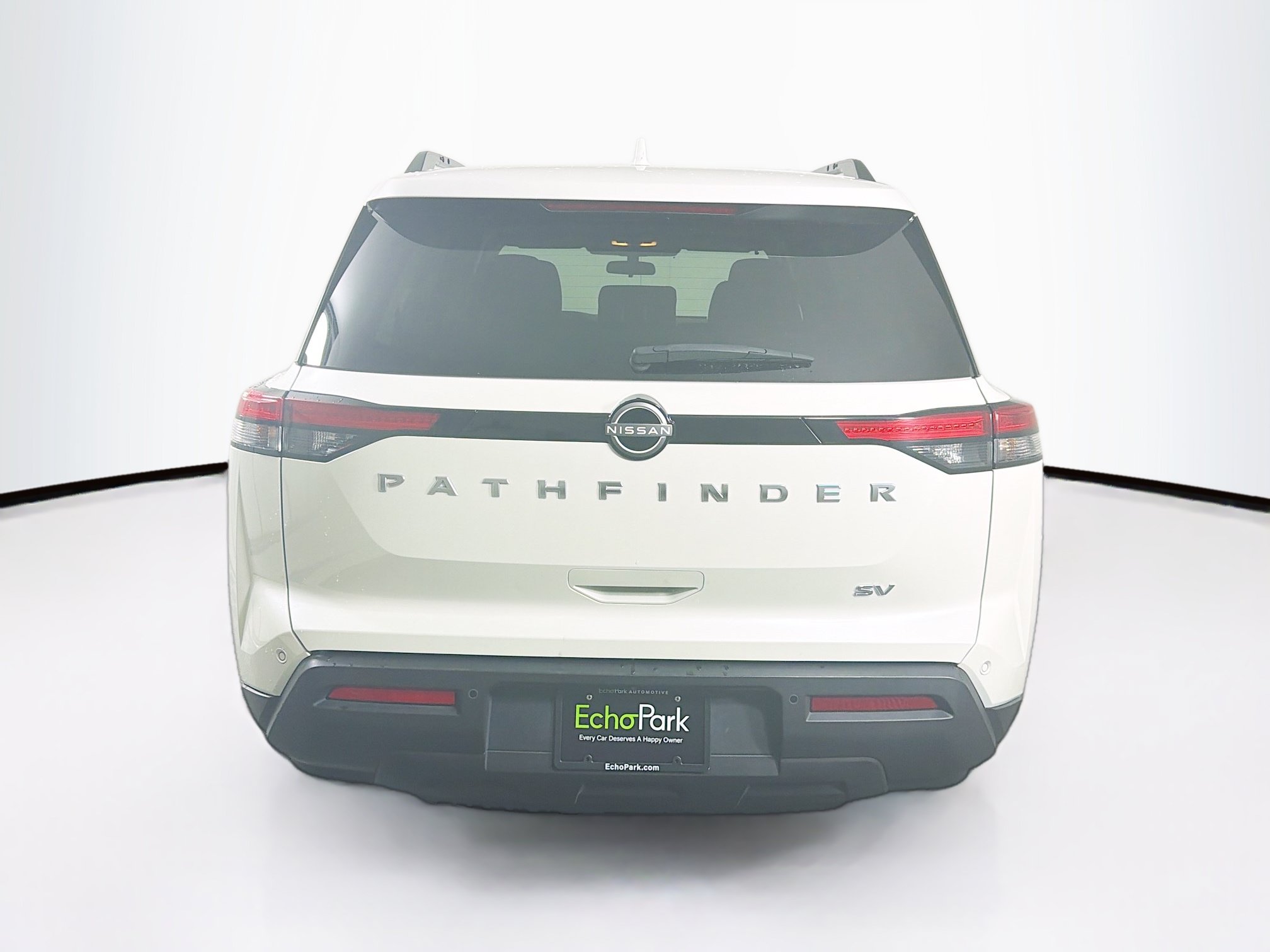 Used 2024 Nissan Pathfinder SV FWD image 7