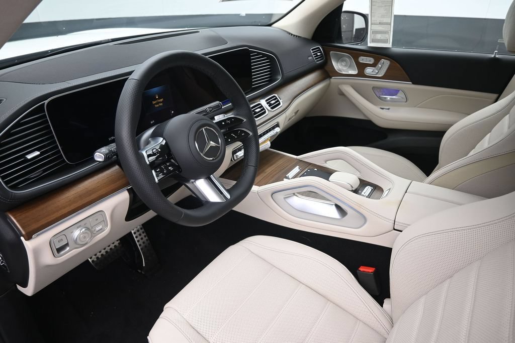 New 2026 Mercedes-Benz GLS 450 4MATIC image 17