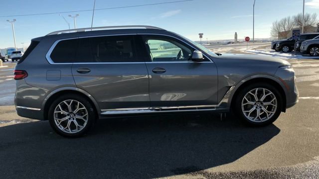 Used 2025 BMW X7 xDrive40i image 9