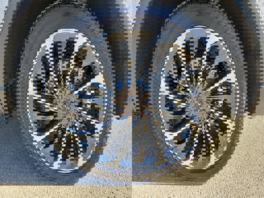 Used 2025 Lincoln Aviator Reserve w/ Equipment Group 201A image 11