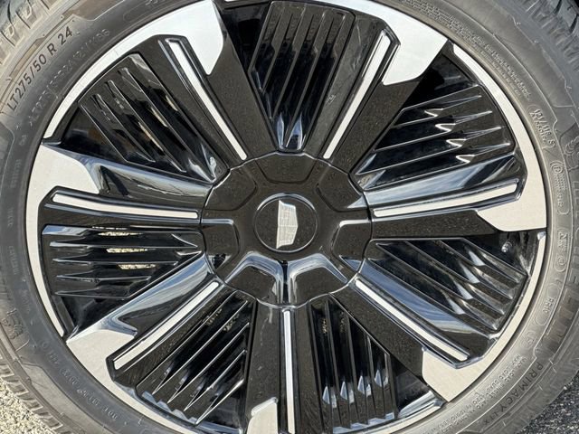 Used 2025 Cadillac Escalade IQ Sport 2 image 11