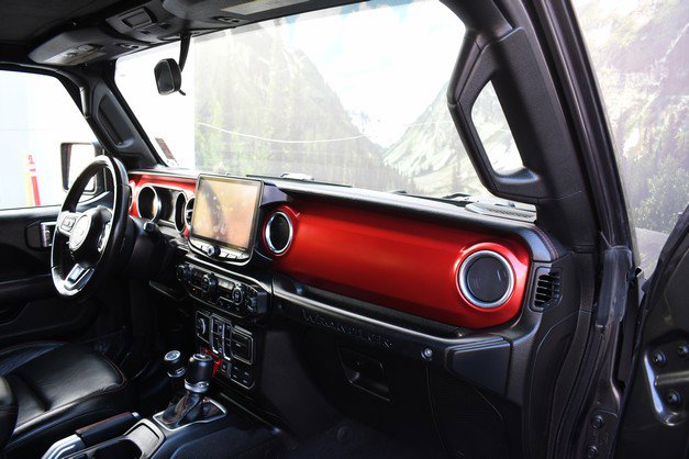 Used 2018 Jeep Wrangler Unlimited Rubicon image 24