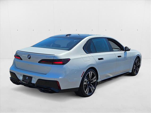 New 2025 BMW 760i xDrive w/ Premium Package video 2