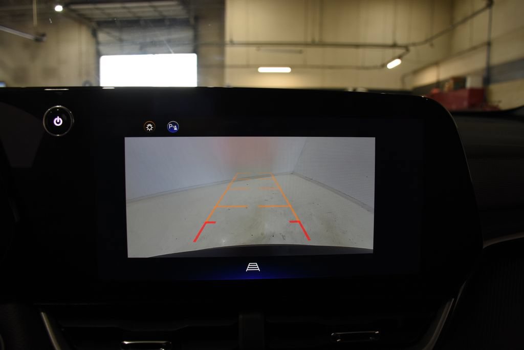 Used 2025 Chevrolet Equinox LT FWD image 17