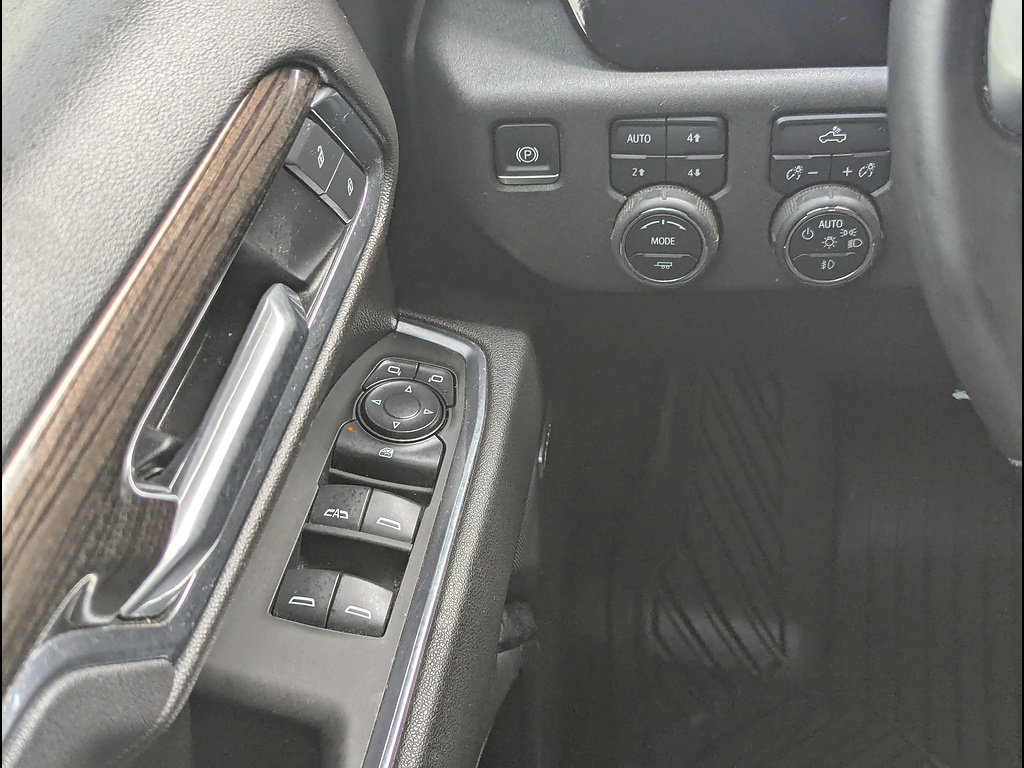 Certified 2025 Chevrolet Silverado 1500 LT Trail Boss w/ Convenience Package II AWD/4WD image 29