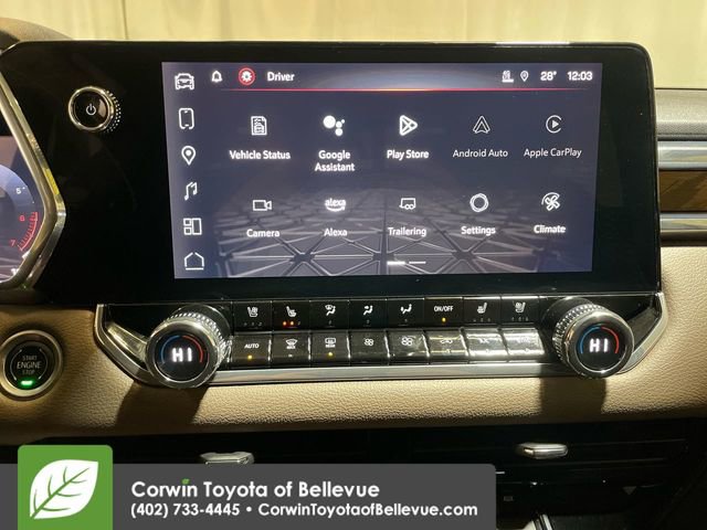 Used 2024 GMC Canyon Denali image 13