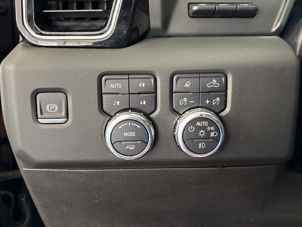Used 2024 GMC Sierra 1500 Denali Ultimate AWD/4WD image 47