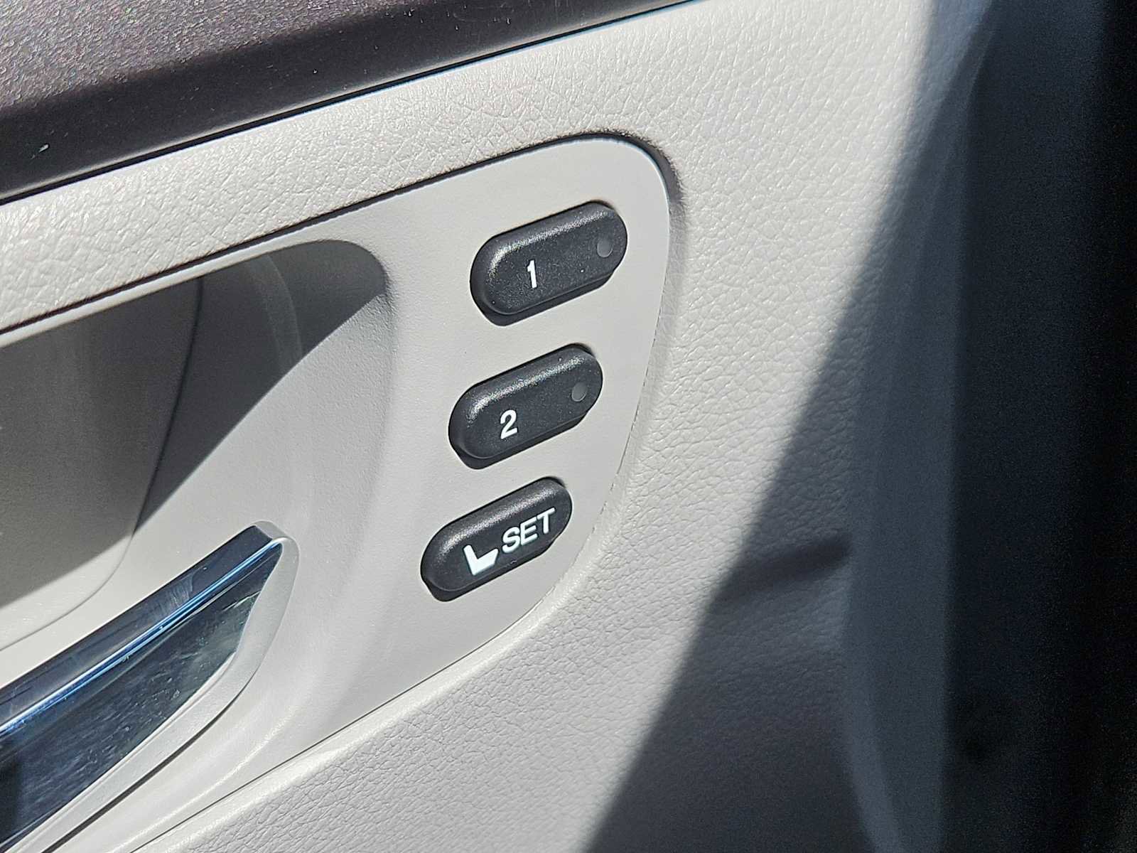 Used 2021 Honda Pilot EX-L image 18