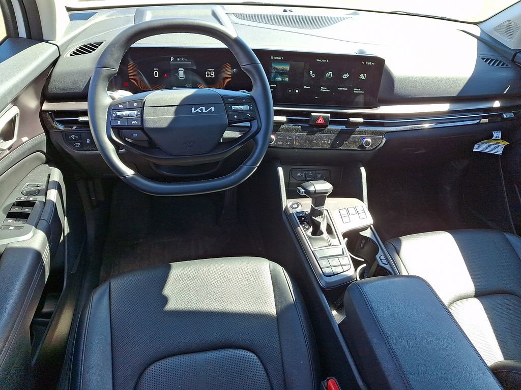 Certified 2026 Kia Sportage EX w/ EX Panorama Roof Package image 10