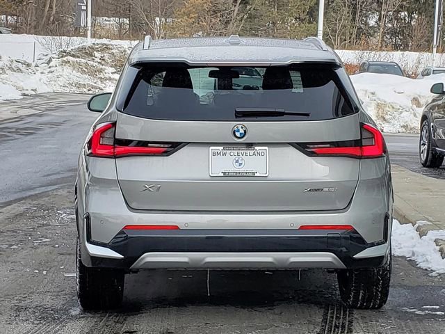 New 2026 BMW 330i xDrive Sedan w/ Premium Package image 4