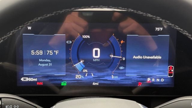 New 2026 Chevrolet Equinox EV LT w/ Convenience Package II AWD/4WD image 32