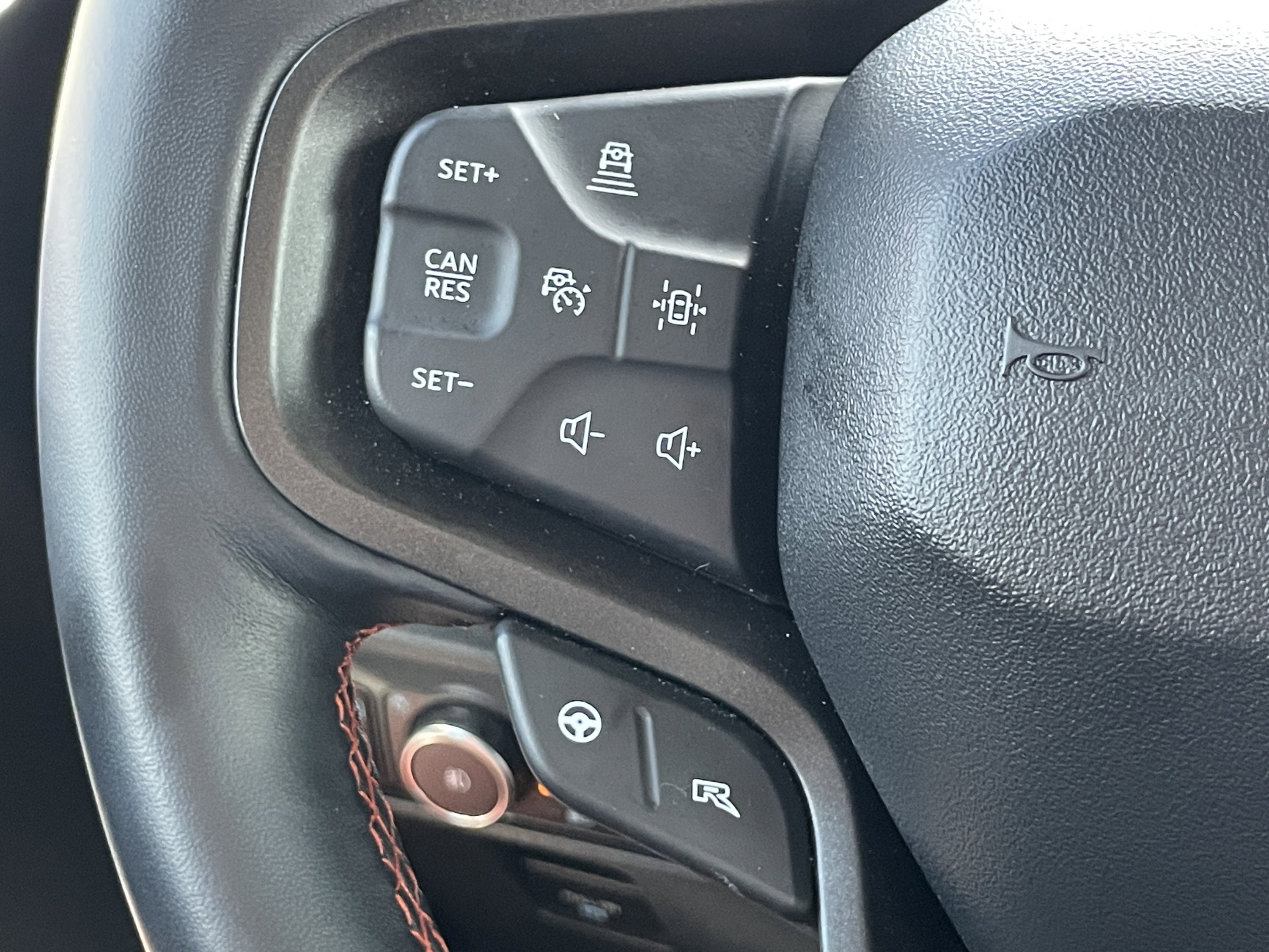 Used 2025 Ford Bronco Raptor AWD/4WD image 15
