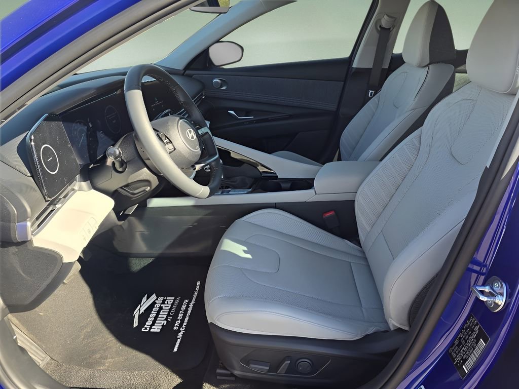 New 2026 Hyundai Elantra Limited FWD image 12