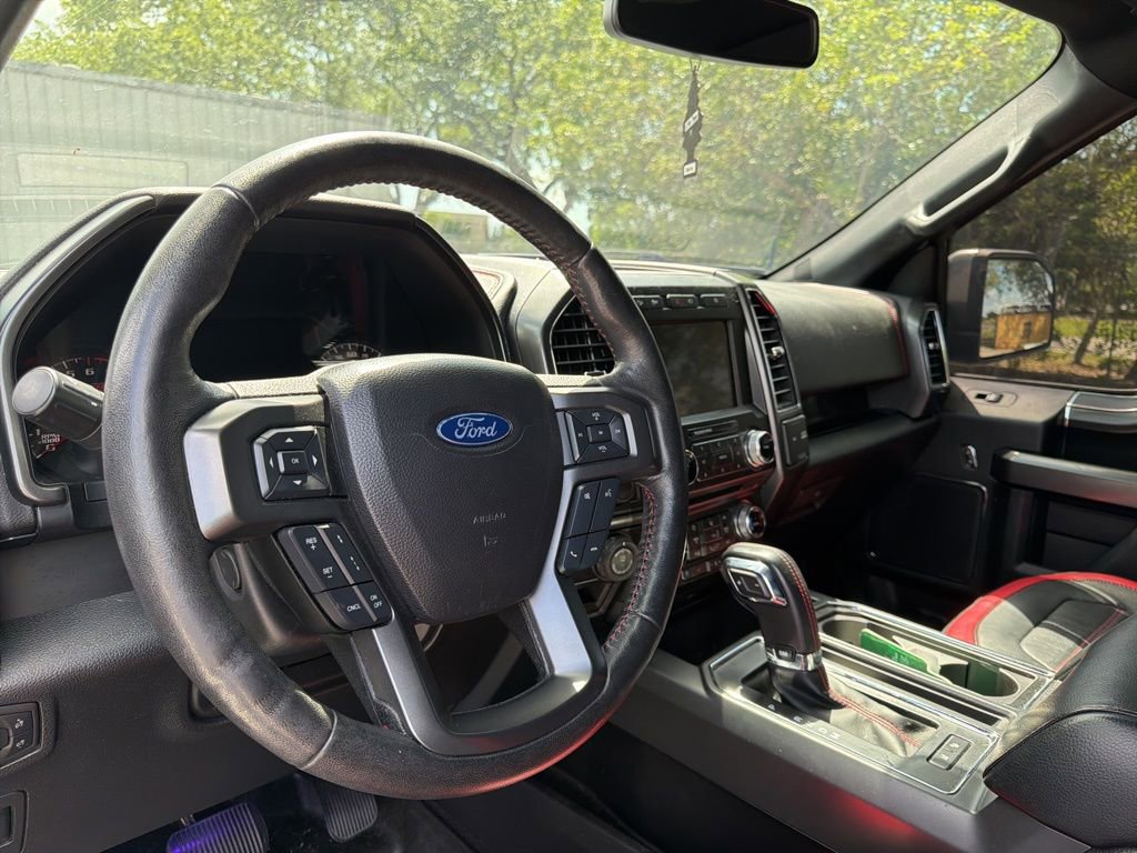 Used 2018 Ford F150 Lariat w/ Equipment Group 502A Luxury image 9