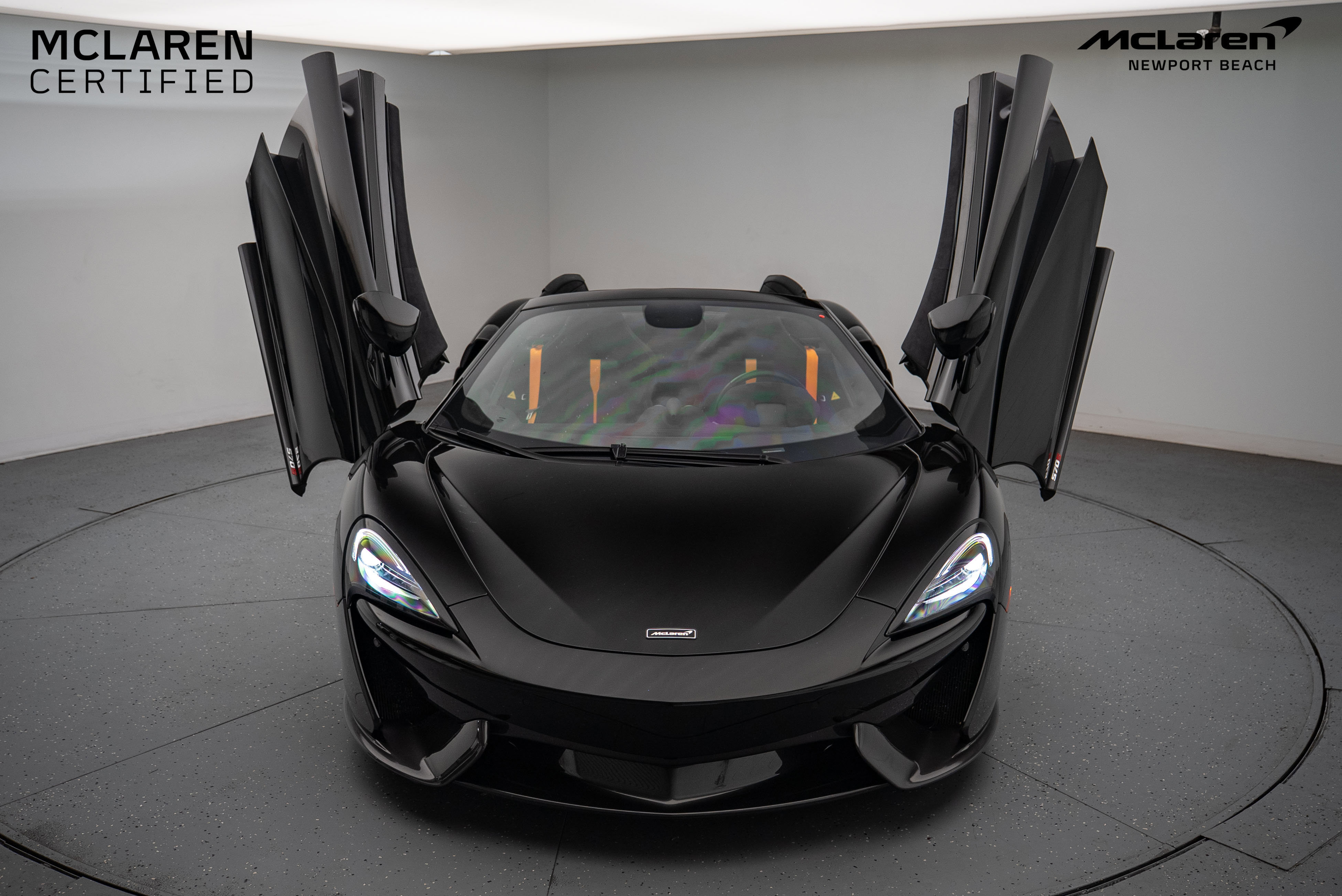Used 2019 McLaren 570S Spider image 12