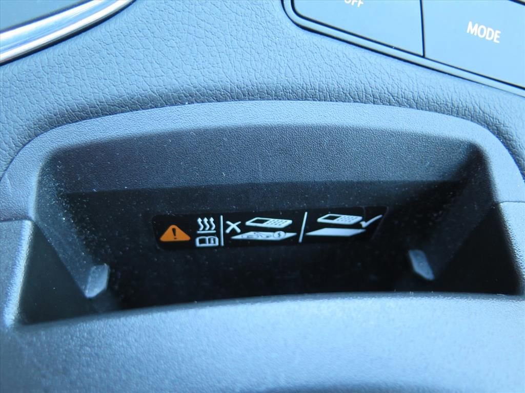 Used 2025 Cadillac XT5 Premium Luxury image 14