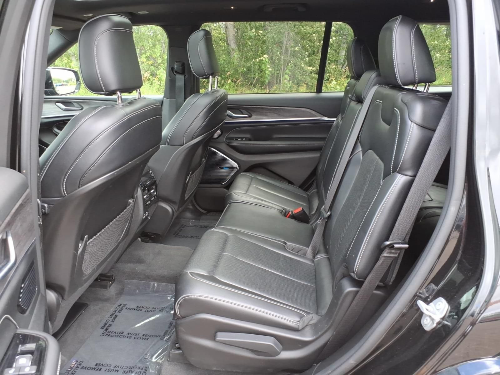 Used 2021 Jeep Grand Cherokee L Overland AWD/4WD image 18