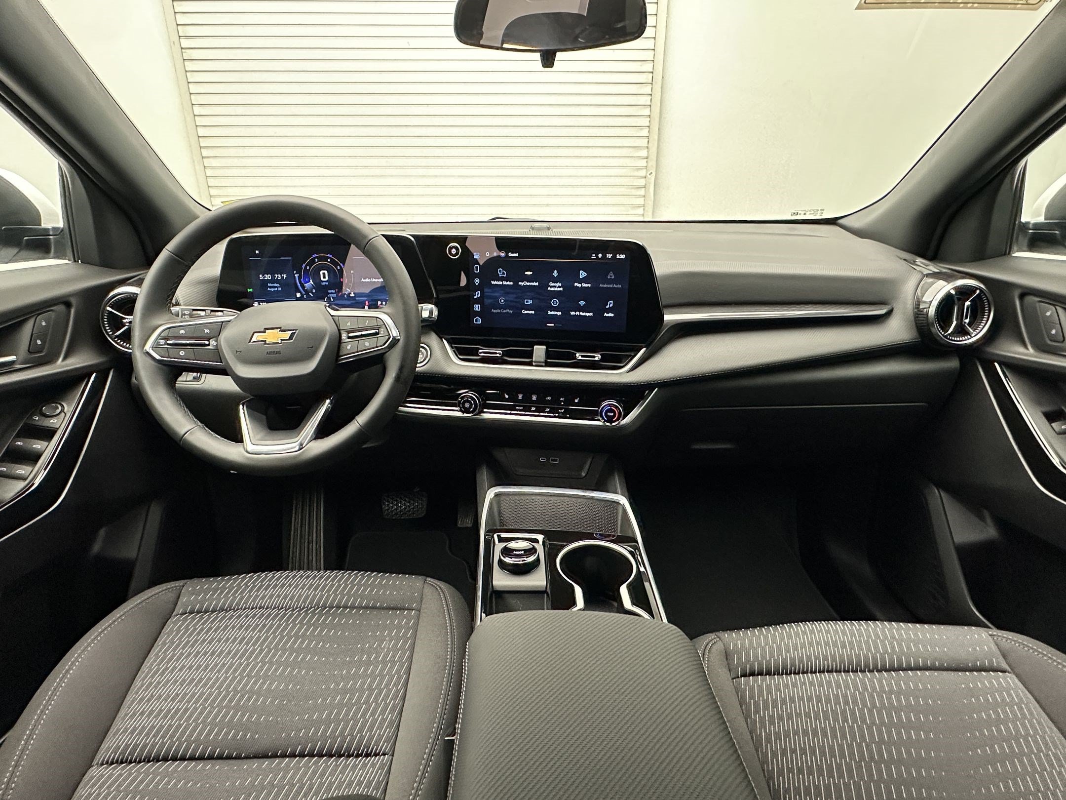 New 2027 Chevrolet Equinox LT AWD/4WD image 17