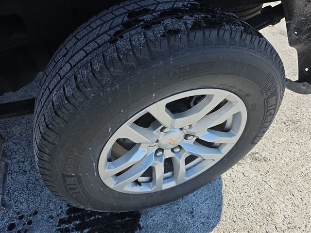 Used 2022 Chevrolet Silverado 1500 LT AWD/4WD image 56