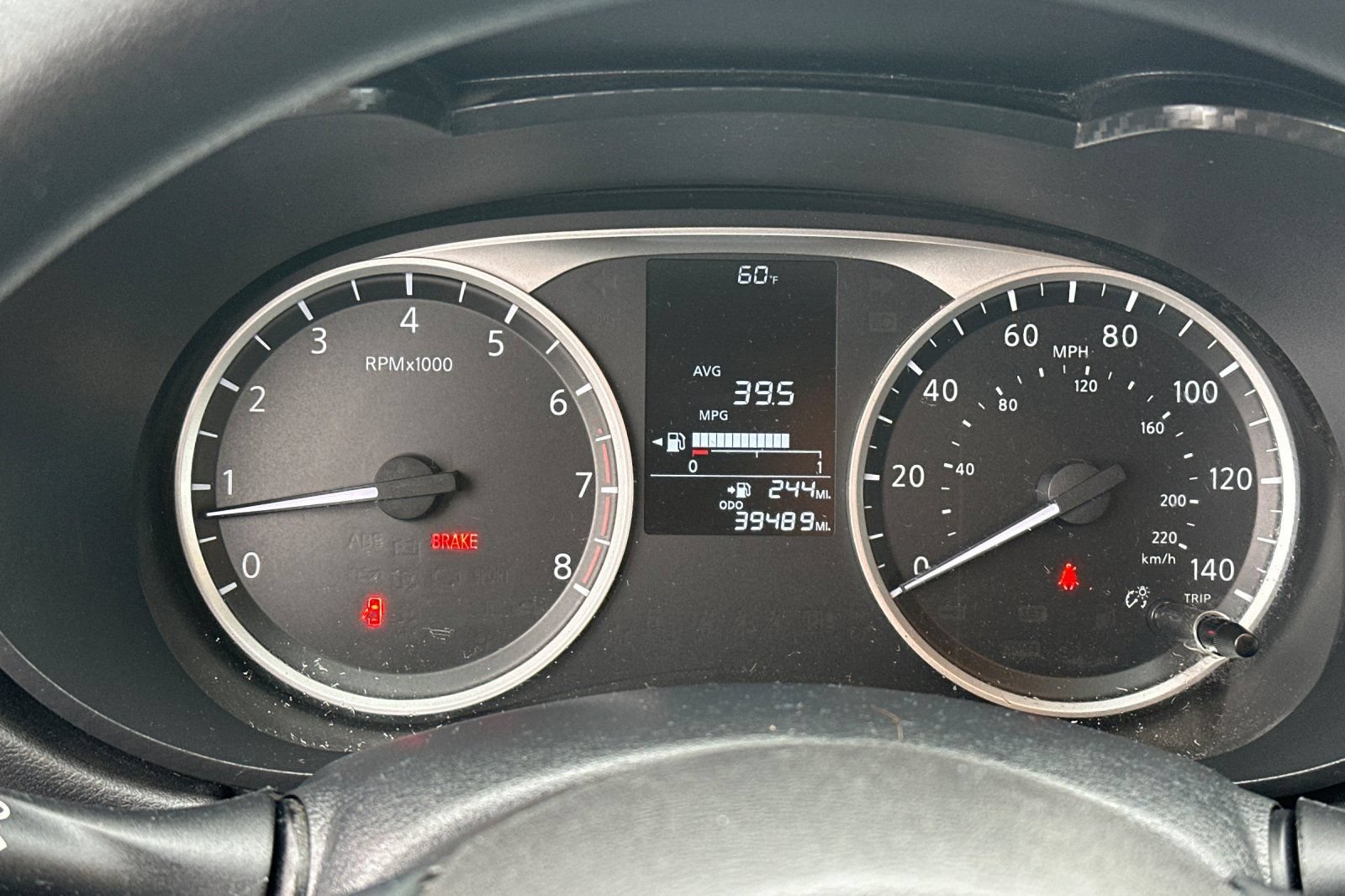 Used 2024 Nissan Versa S FWD image 27