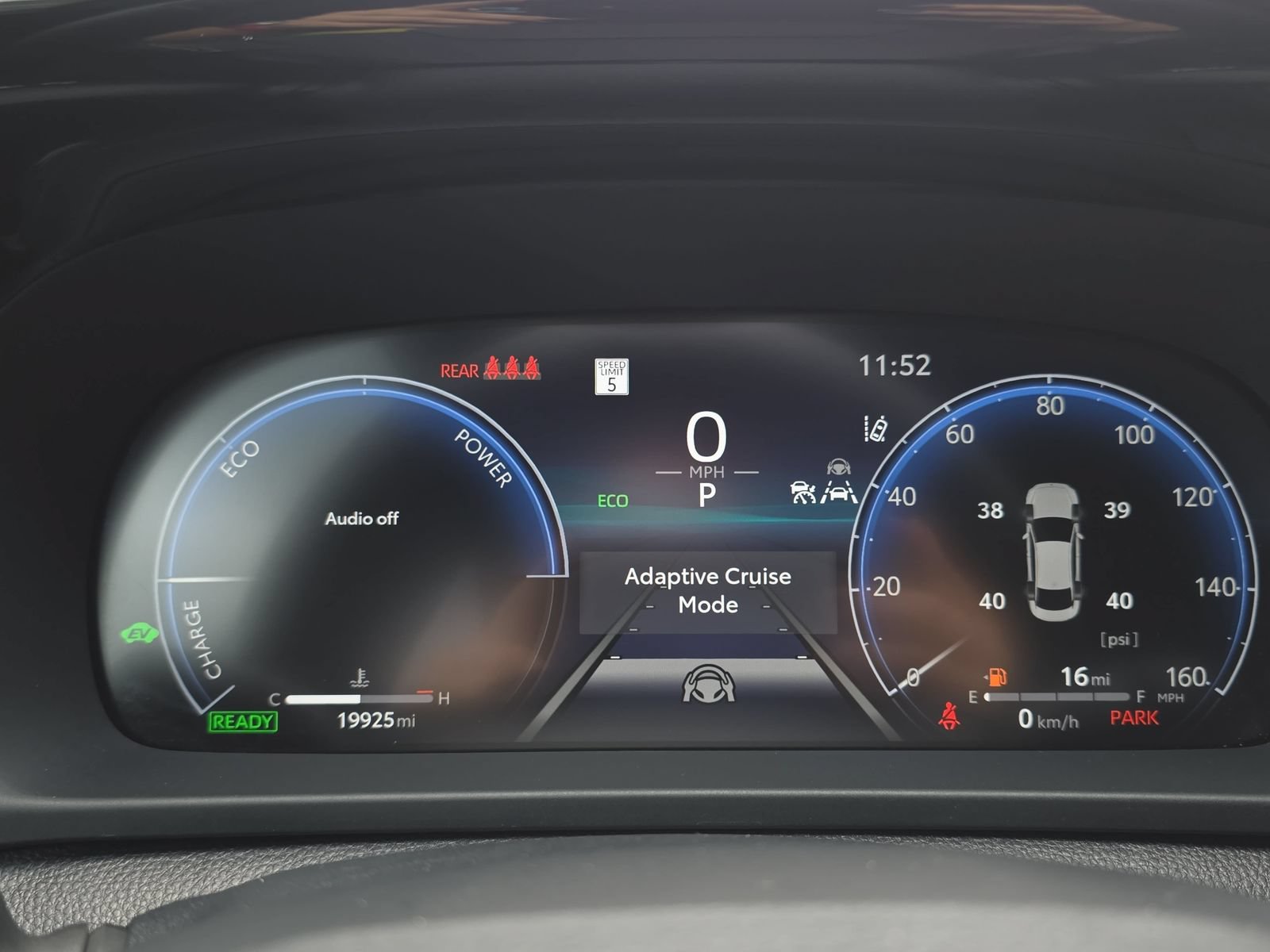Used 2026 Toyota Crown AWD/4WD image 18
