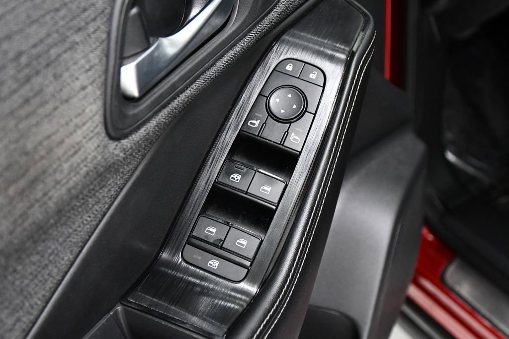 Used 2022 Nissan Rogue SV AWD/4WD image 18