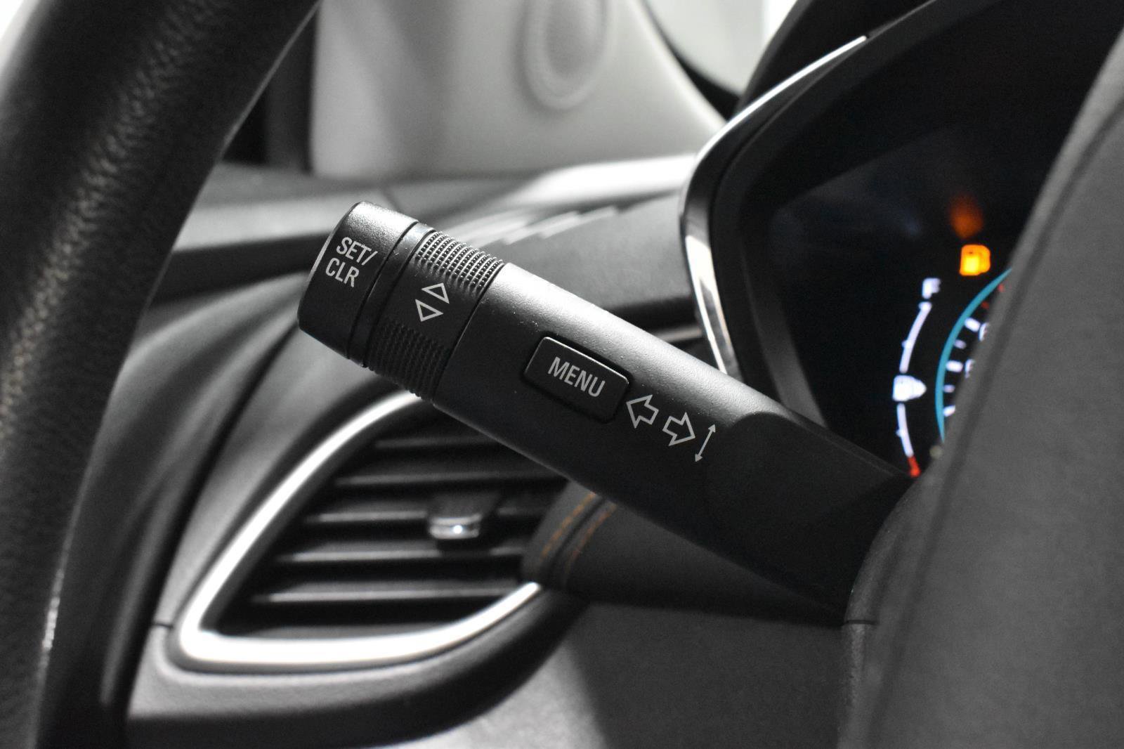 Used 2020 Chevrolet Trax LT image 11