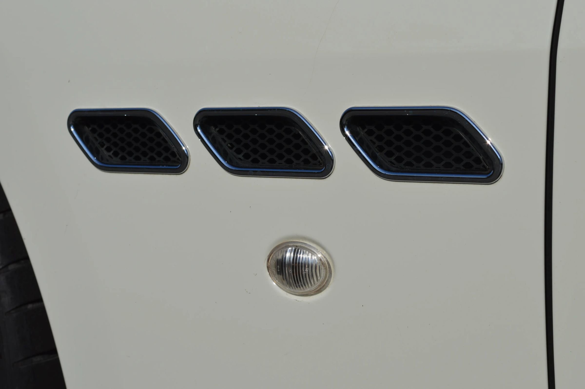 Used 2011 Maserati GranTurismo S image 44