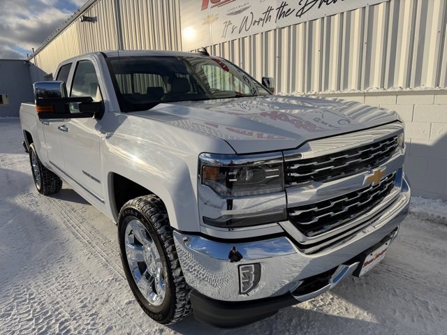 Used 2018 Chevrolet Silverado 1500 LTZ w/ Max Trailering Package image 4