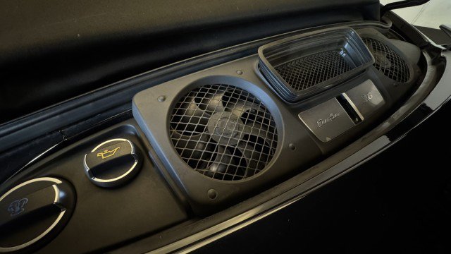 Used 2019 Porsche 911 Turbo image 44