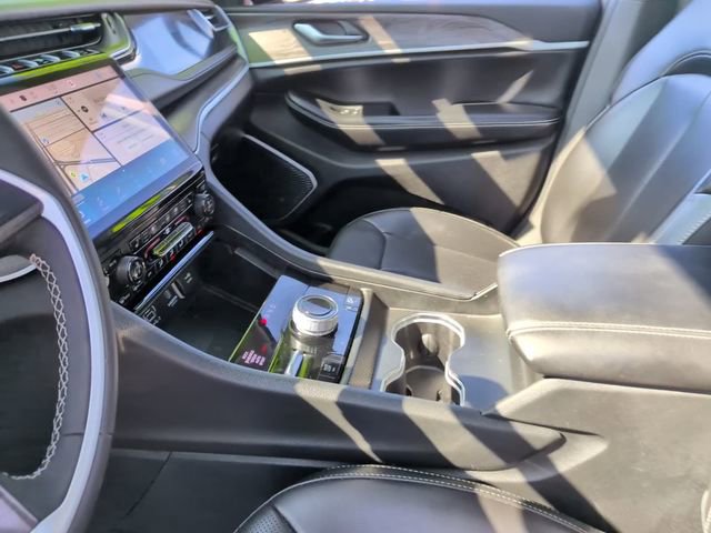 Used 2024 Jeep Grand Cherokee Limited 4xe image 25