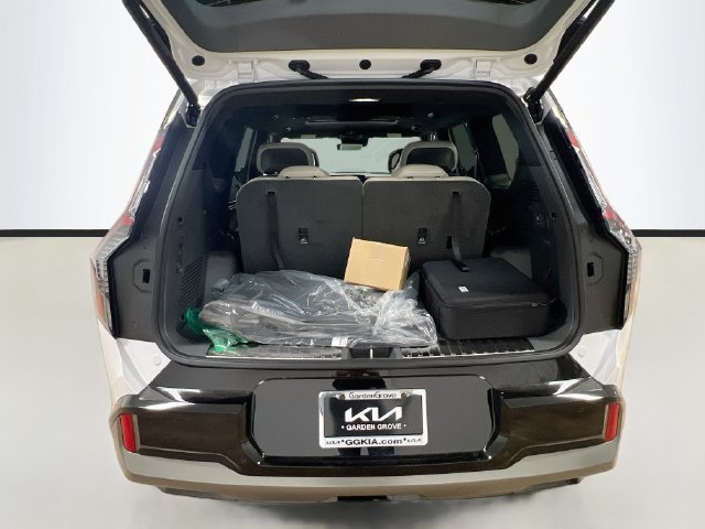 New 2026 Kia EV9 GT-Line AWD/4WD image 28