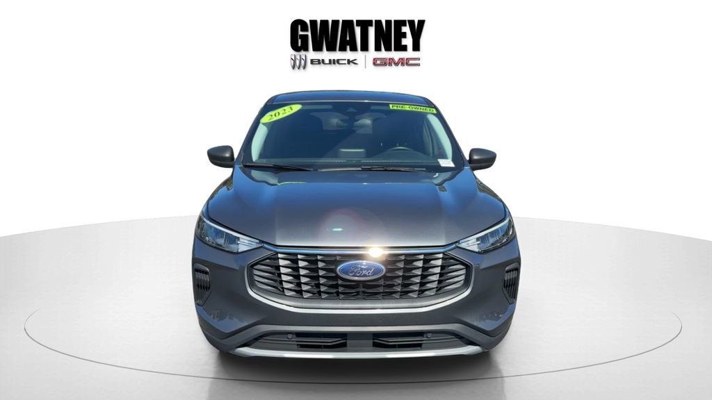 Used 2023 Ford Escape Active w/ Cold Weather Package image 2