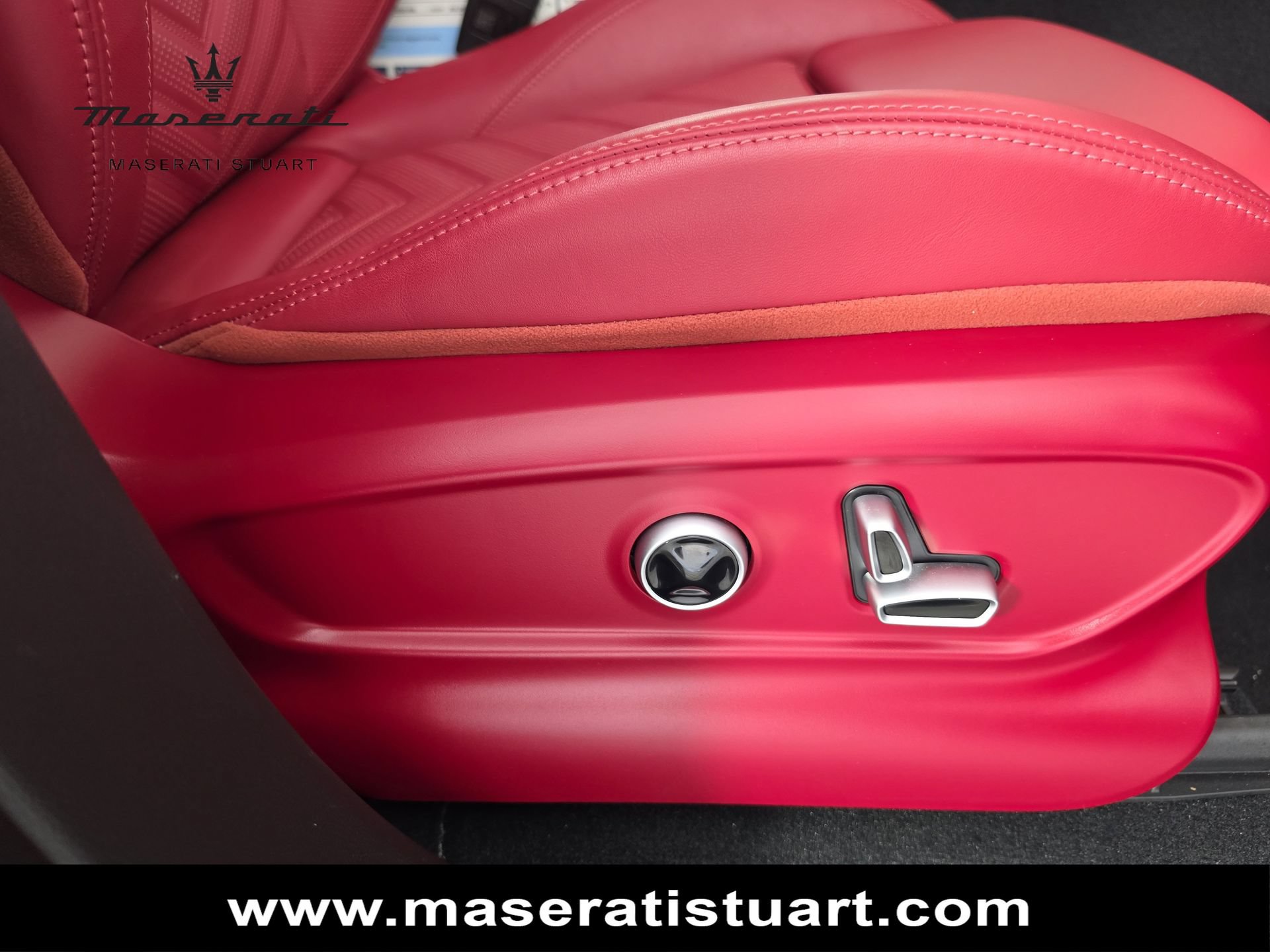New 2025 Maserati Grecale Modena AWD/4WD image 43