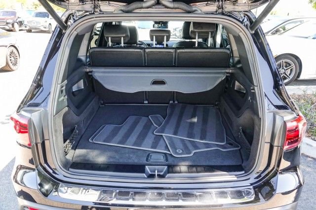 Used 2024 Mercedes-Benz EQB 300 4MATIC image 29