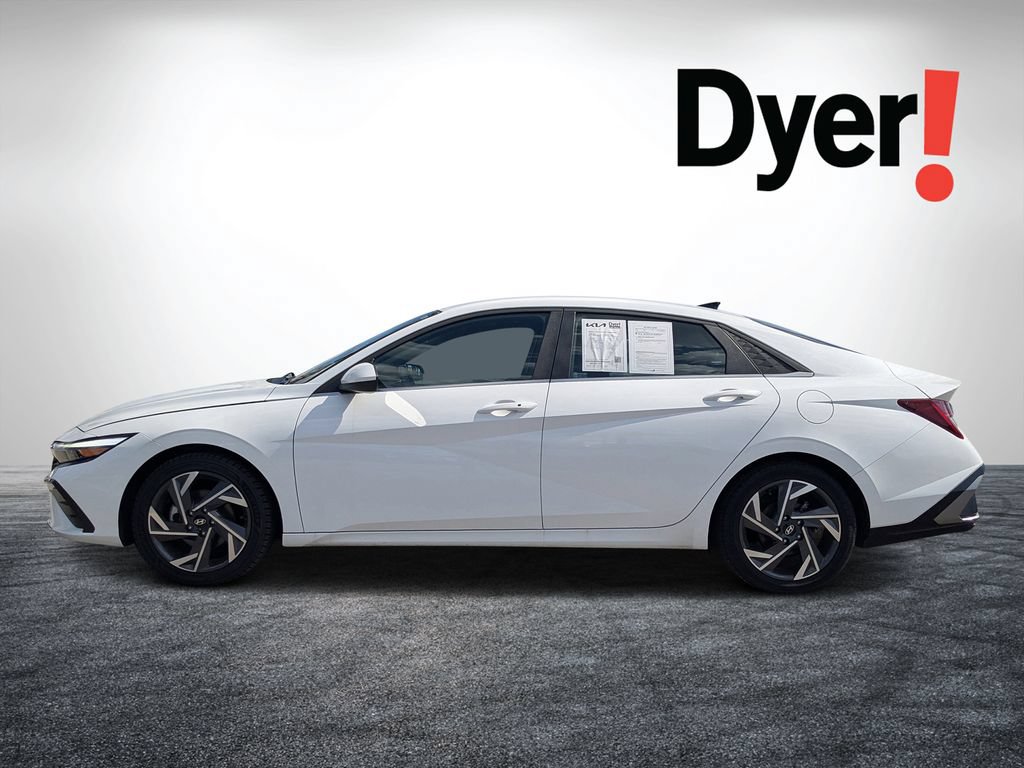 Used 2025 Hyundai Elantra SEL FWD image 7