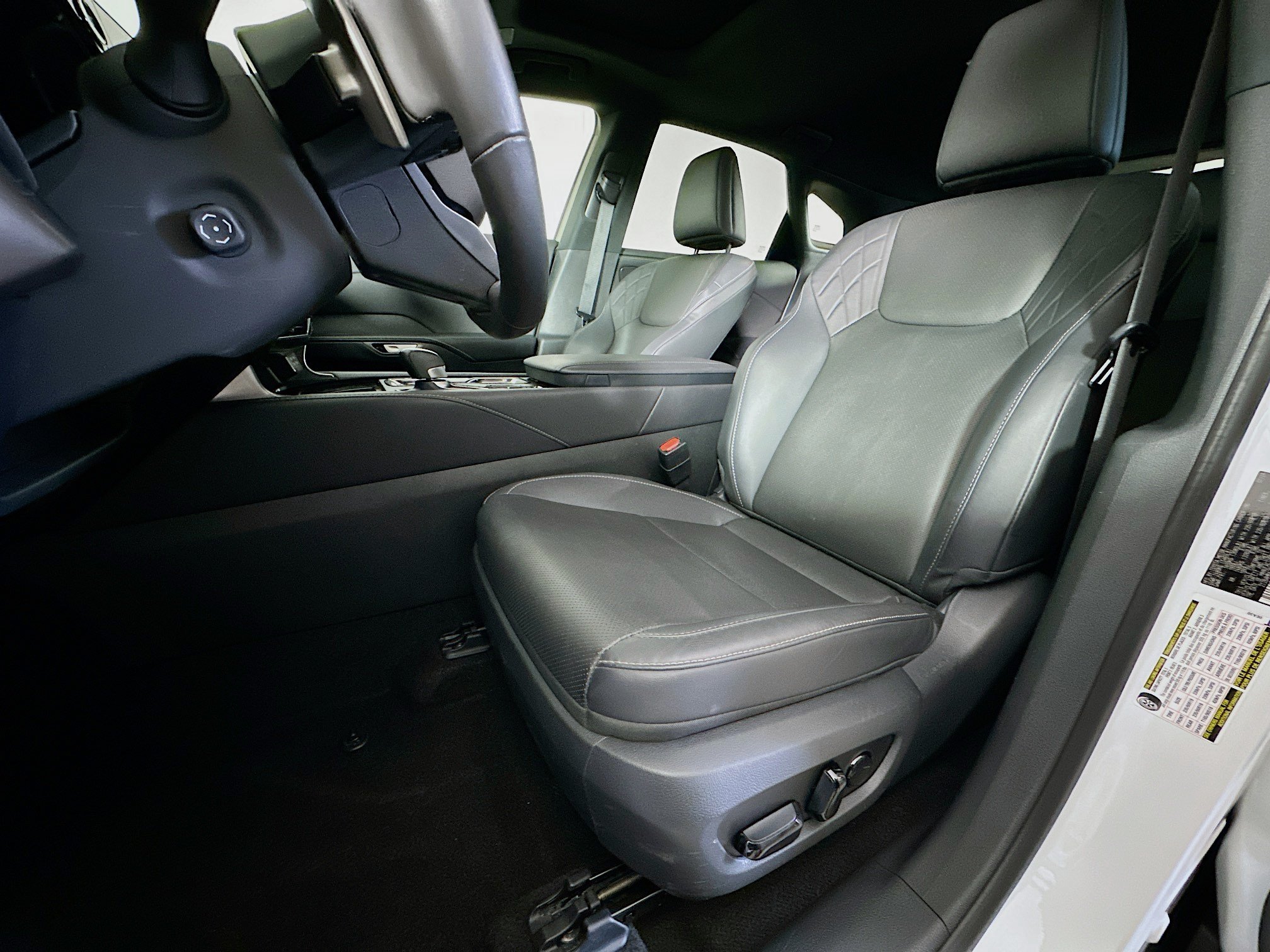 Used 2024 Lexus RX 350 Premium w/ Cold Area Package FWD image 13