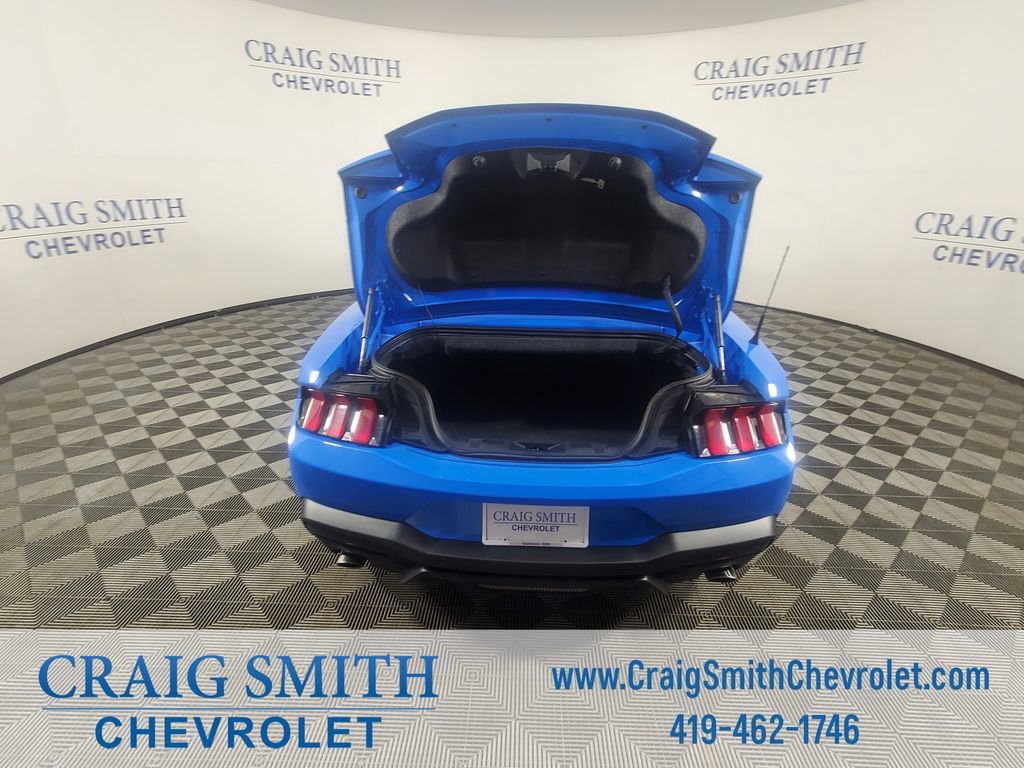 Used 2024 Ford Mustang Premium image 5