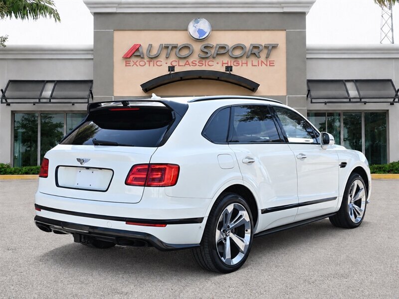 Used 2018 Bentley Bentayga AWD/4WD image 4