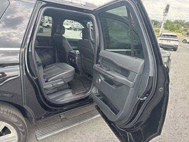 Used 2024 Ford Expedition Max Platinum image 22