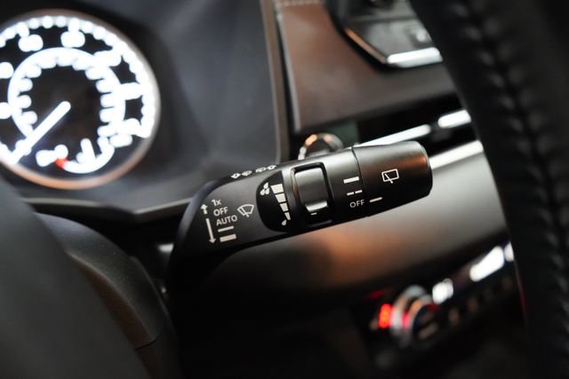 Used 2023 Mitsubishi Outlander SE image 29