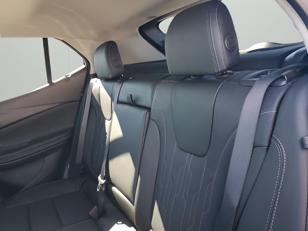New 2026 Buick Encore GX Avenir w/ Avenir Technology Package image 18