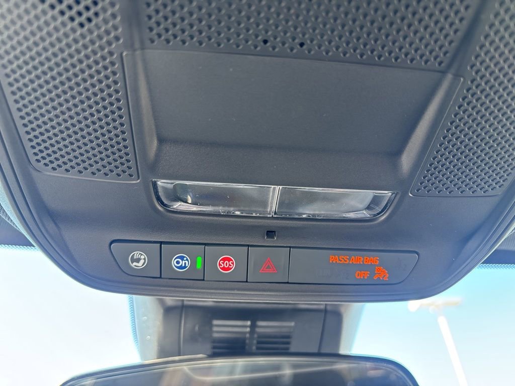 Used 2026 Chevrolet Equinox LT w/ Midnight Edition image 30